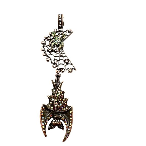 Kirks Folly Womens Crystal Magnetic Enhancer Pendant Spider Bat - Picture 1 of 3